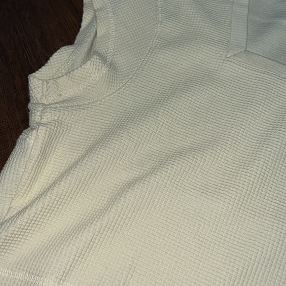 Gymshark Pause Crop Top - Picture 4 of 9